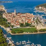 Oleander Marina