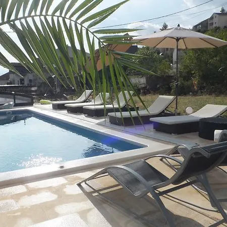 公寓 Oleander 玛里纳