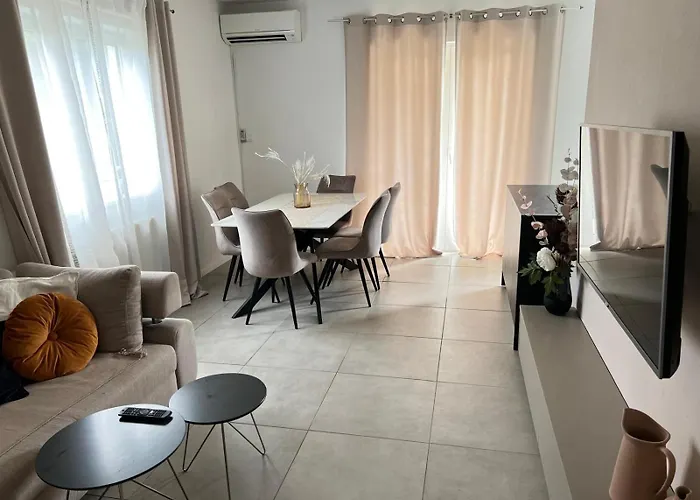 아파트 Oleander *